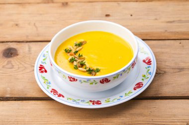 Lezzetli kabak krem çorbası