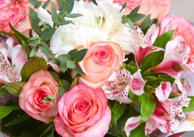 parlak çiçek buketi