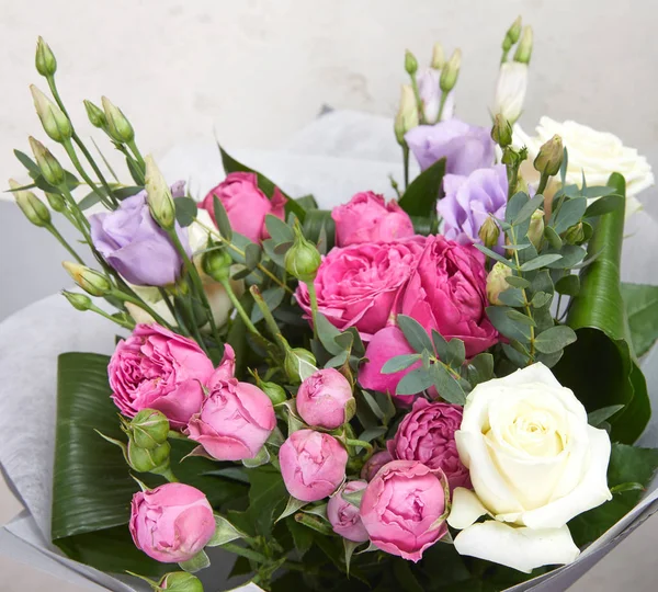 parlak çiçek buketi