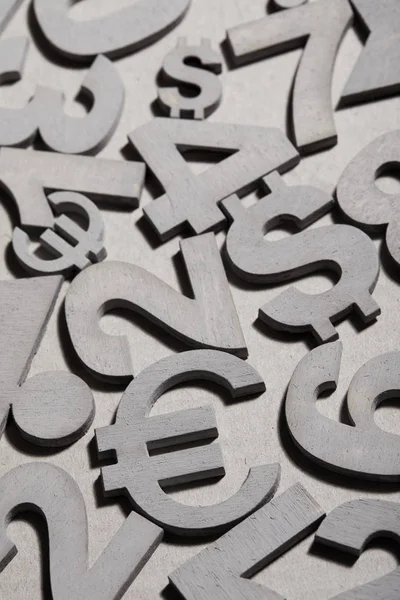 sayı ve para birimi simgelerini  