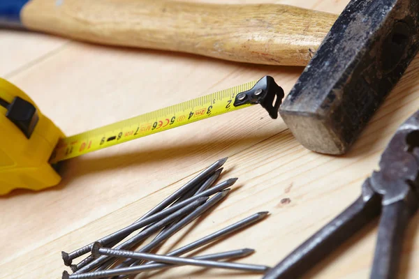 İnşaat aletleri seti 