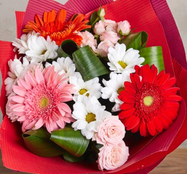 parlak çiçek buketi