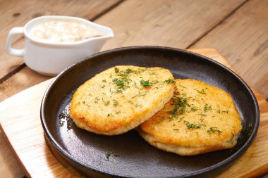 Lezzetli patates gözlemesi 