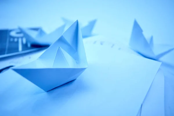 Paper origami boten — Stockfoto