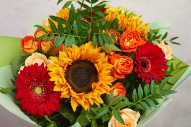 güzel parlak çiçek buketi, yakın çekim