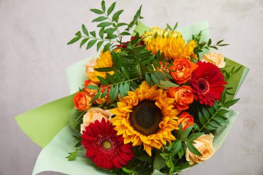 güzel parlak çiçek buketi, yakın çekim