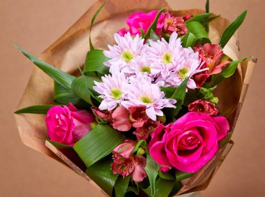 güzel parlak çiçek buketi, yakın çekim