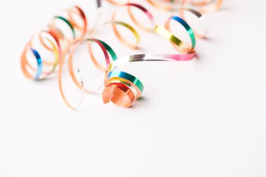 Renkli tatil şeritler