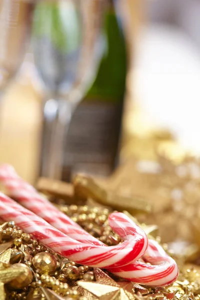 Bastones Caramelo Con Decoraciones Navideñas Concepto Vacaciones — Foto de Stock