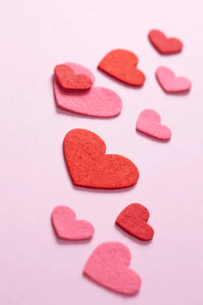 Dekoratif Kırmızı Kalpler Sevgililer Günü Kavramı — Stok fotoğraf