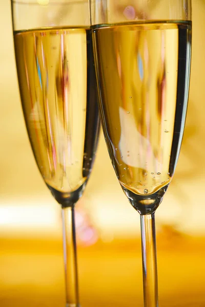 Due Bicchieri Vino Con Champagne Concetto Capodanno — Foto Stock