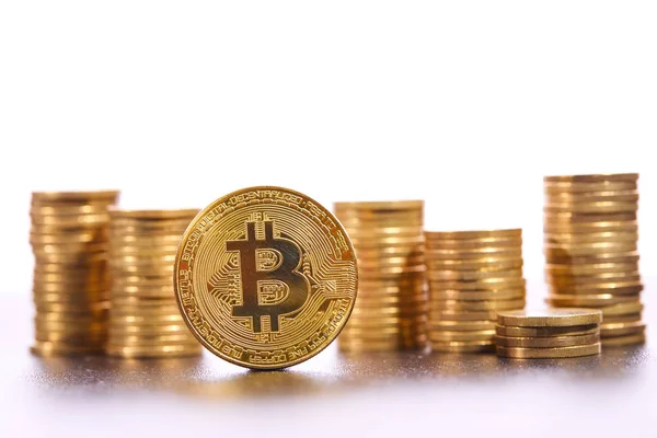 Stosy złota Bitcoins — Zdjęcie stockowe