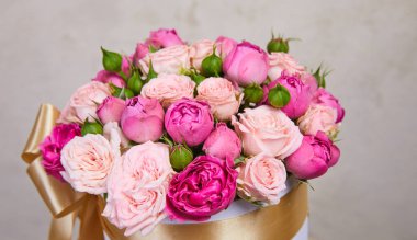 güzel parlak çiçek buketi, yakın çekim