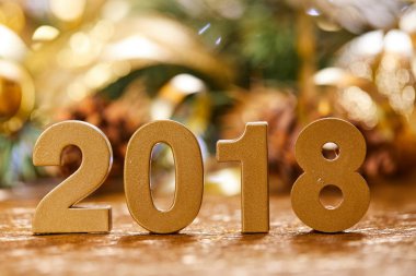 Yeni yıl dekoratif sayılar 2018 ile Noel dekorasyonları ahşap tablo 