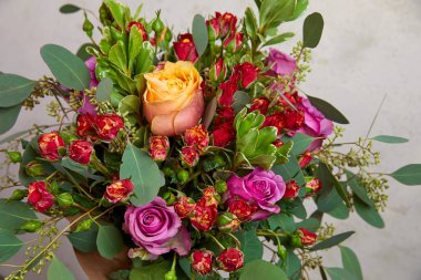 güzel parlak çiçek buketi, yakın çekim