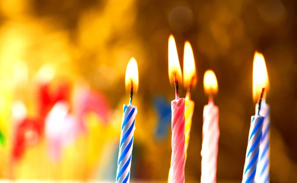 Barevné narozeninové svíčky — Stock fotografie