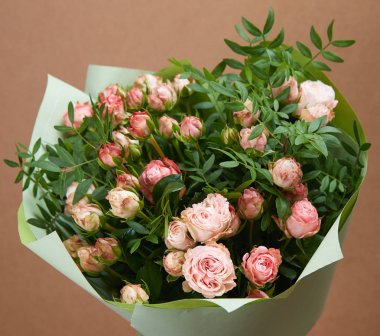 güzel parlak çiçek buketi, yakın çekim