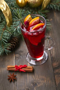 portakal ve cam ile Noel dekorasyonları zemin üzerine tarçın ile mulled şarap 