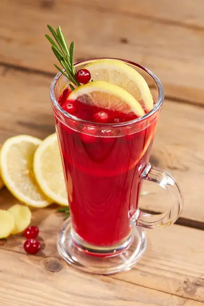 Hete Cranberry Drankje Houten Tafel — Stockfoto