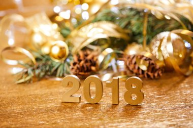 Yeni yıl dekoratif sayılar 2018 ile Noel dekorasyonları ahşap tablo 
