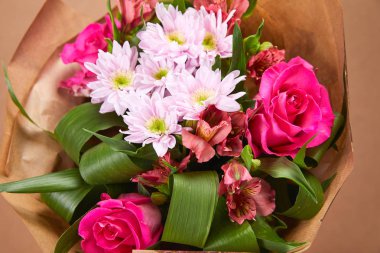 güzel taze çiçek buketi, Festival kavramı