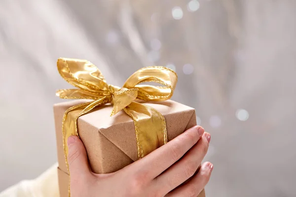 Hand Holding Handmade Gift Box Close — Stock Photo, Image