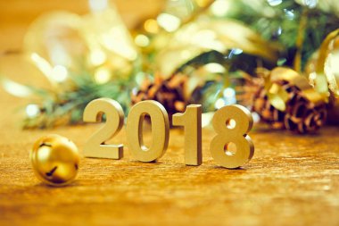 Yeni yıl dekoratif sayılar 2018 ile Noel dekorasyonları ahşap tablo 