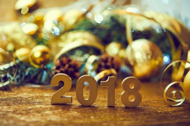 Yeni yıl dekoratif sayılar 2018 ile Noel dekorasyonları ahşap tablo 