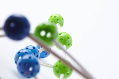 ışık arka plan üzerinde renkli dekoratif moleküler yapısı