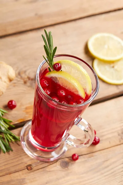 Hete Cranberry Drankje Houten Tafel — Stockfoto