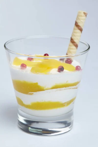 Sweet Berry Dessert Fruits Glass — Stock Photo, Image