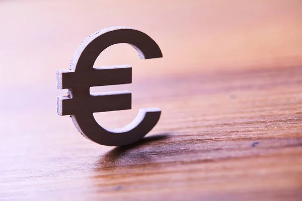 Σύμβολο Του Ευρώ Νόμισμα Φόντο Ξύλινη — Φωτογραφία Αρχείου