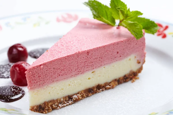 Sweet Tasty Cheesecake White Plate Close — Stock Photo, Image