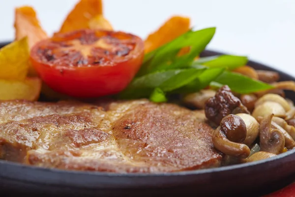 Grilled Meat Potatoes Tomato Pan — Stock Photo, Image