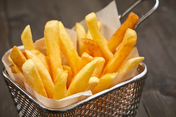 Batatas Fritas Quentes Cesta Ferro — Fotografia de Stock