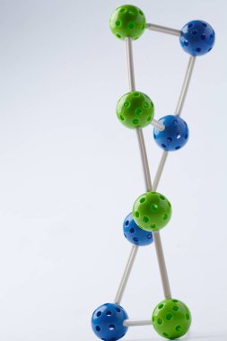 ışık arka plan üzerinde renkli dekoratif moleküler yapısı