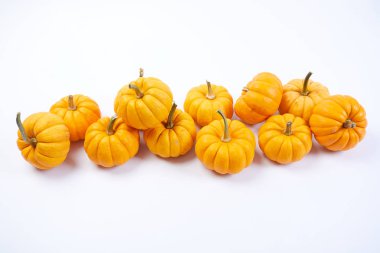 küçük turuncu kabak