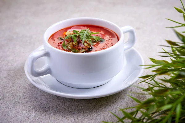 Sopa Crema Tomate Tazón Blanco Primer Plano —  Fotos de Stock