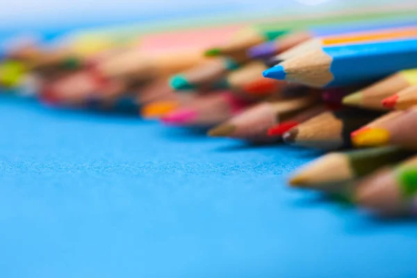 色の鉛筆の品揃え — ストック写真
