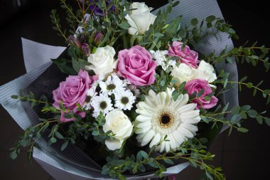 güzel taze çiçek buketi, Bahar kavramı