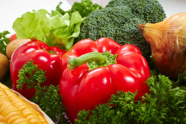 Légumes Frais Isolés Sur Fond Blanc Vue Rapprochée — Photo