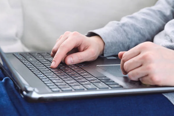 Male Hands Typing Laptop Keyboard Close — Stock Photo, Image