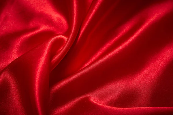 Güzel Kırmızı Ipek Kumaş Sevgililer Günü Yakın Çekim — Stok fotoğraf
