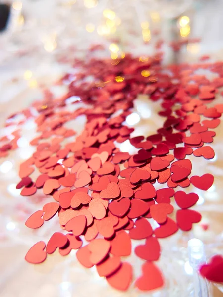Weergave Van Heldere Rode Harten Confetti Sluit — Stockfoto