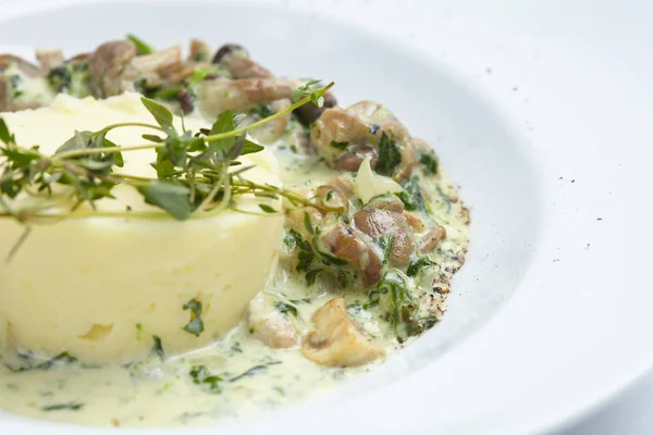 Mashed Potato Mushrooms White Plate Close — Stock Photo, Image