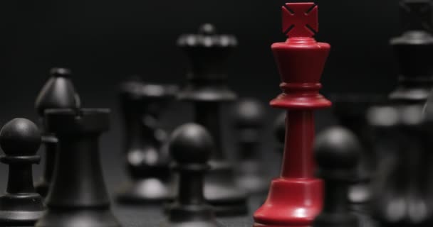 Красочные Шахматы Сером Фоне Закрыть — стоковое видео