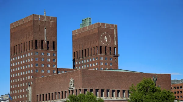 Oslo radnice (Radhus) v Oslo, Norsko — Stock fotografie