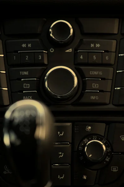 Kokpit ve dash, modern araç butonlarının — Stok fotoğraf