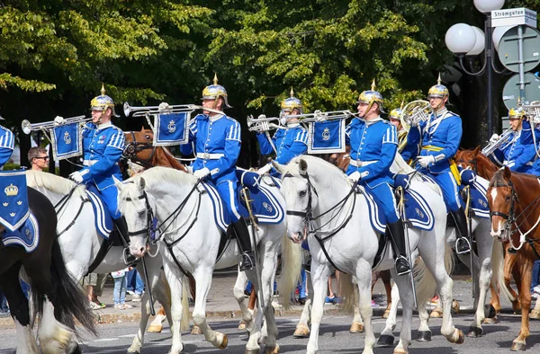 Stockholm, Švédsko - 20 srpna 2016: Švédské královské stráže na hor — Stock fotografie