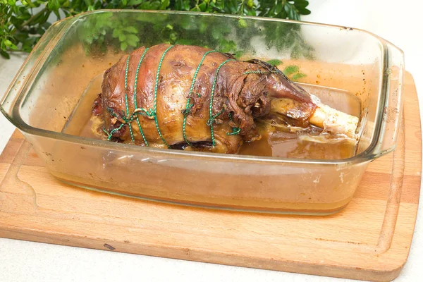 Gamba di agnello arrosto — Foto Stock